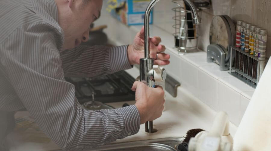 Local tankless water heater installation in Columbus, WI